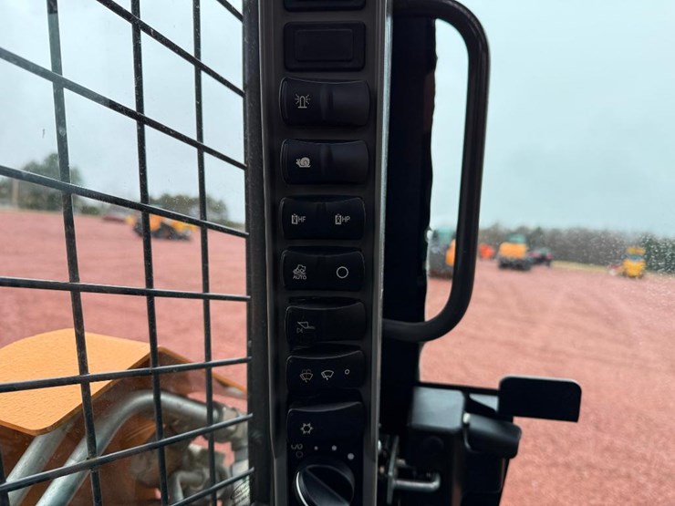 case-tr310b-image-38