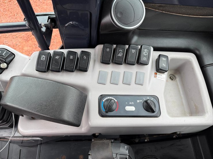 kubota-r540-image-49