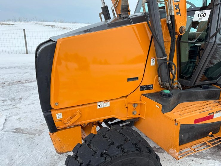 case-570n-xt-image-33