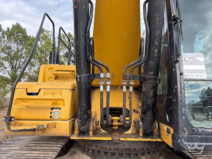 2017-caterpillar-336f-image-14