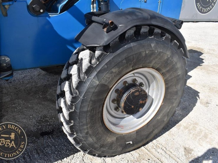 2007-genie-gth1056-image-23