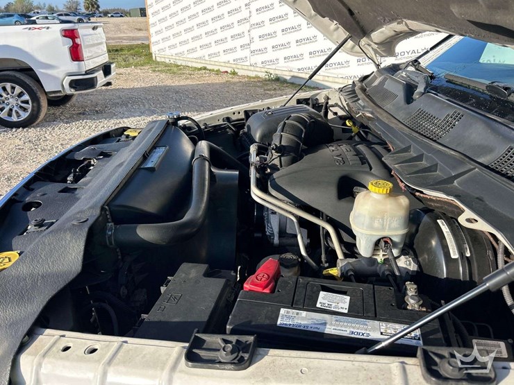 2011-dodge-ram-1500-image-9