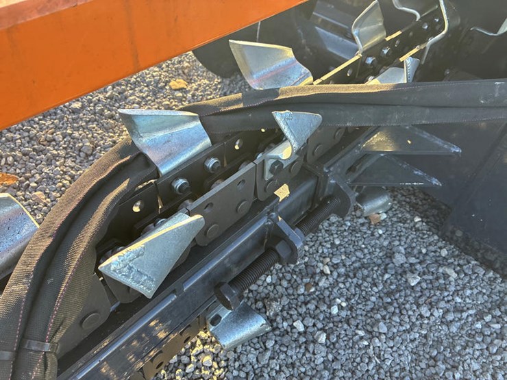 #115441-•-skidsteer-90"-skidsteer-image-4