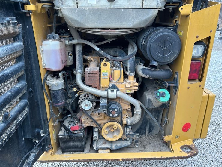 caterpillar-259d-image-16