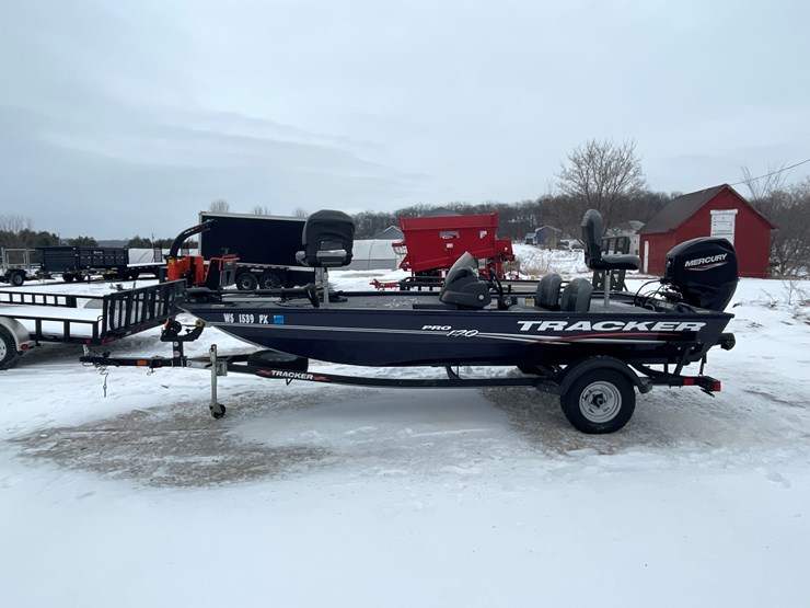 #136-•-2022-tracker-pro-170-boat-(has-wi-title)-image-9