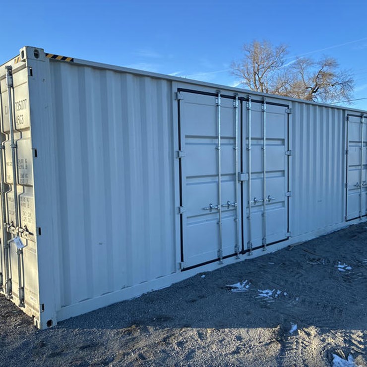 #115376 • 40' 3 DOOR CONTAINER