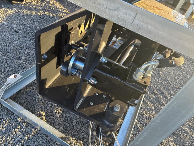 #115390-•-skidsteer-mt-sickle-mower-w/72"-cut-image-2