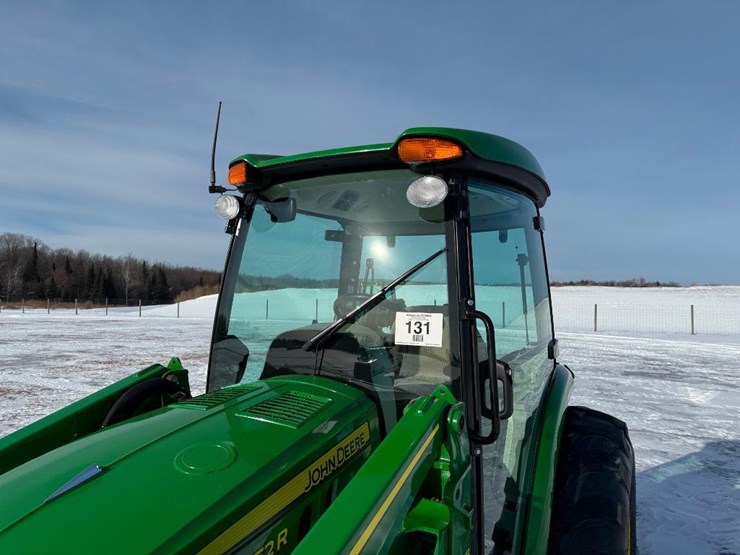 john-deere-4052r-image-14