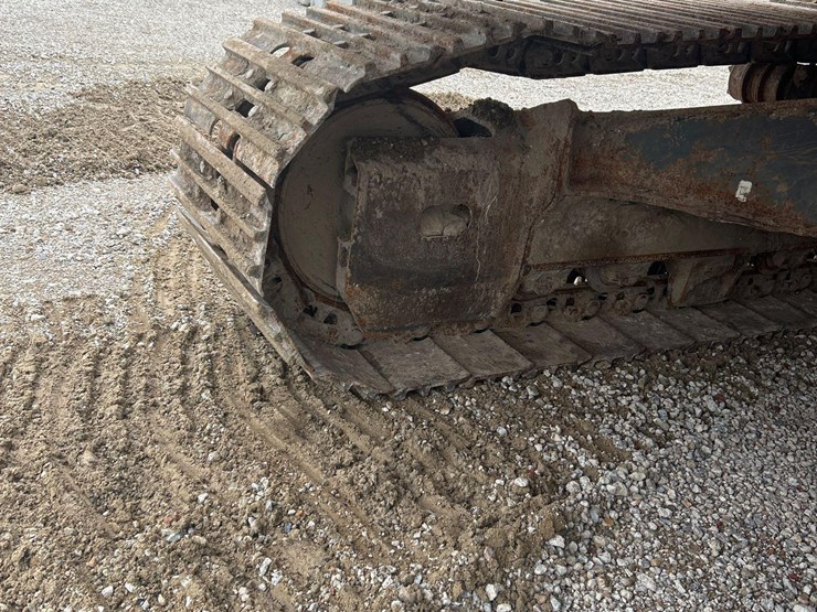 2014-doosan-dx225-lca-image-23