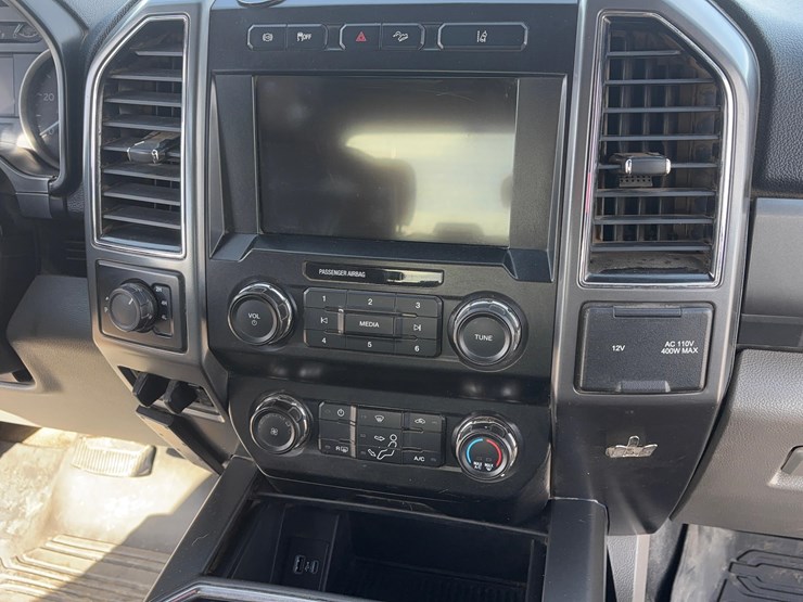 2020-ford-f350-image-16