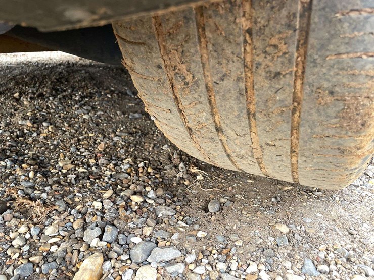 2014-chevrolet-camaro-2-door-coupe-(171,095-miles)-image-22