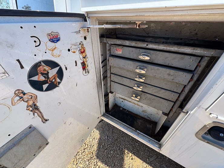 2018-dodge-ram-2500-image-30