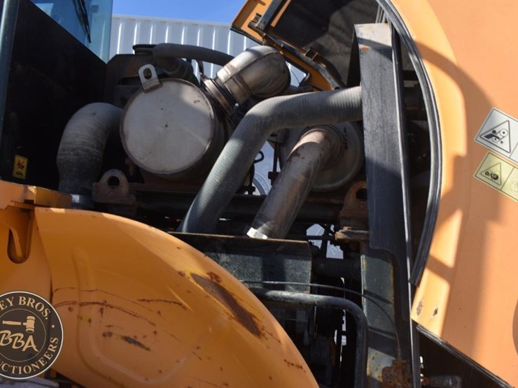 2016-hyundai-hl955-image-22