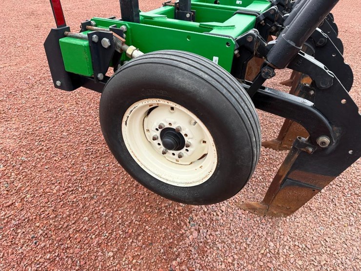 unverferth-zonebuilder-130-image-14