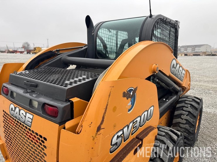 2012-case-sv300-image-21