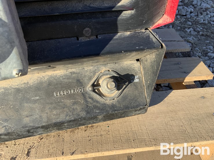 lincoln-electric-ranger-8-welder-image-13