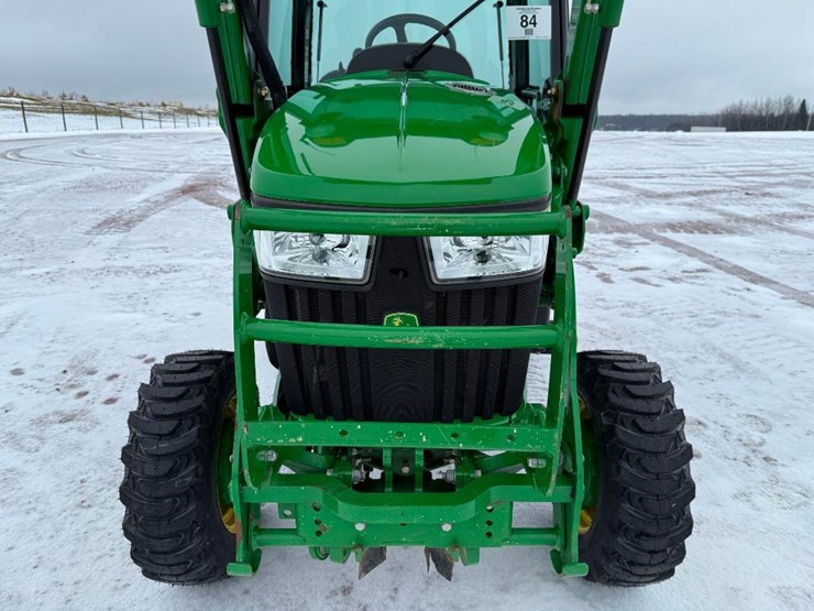 john-deere-3033r-image-42