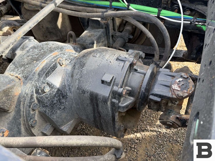 2017-freightliner-cascadia-125-image-32