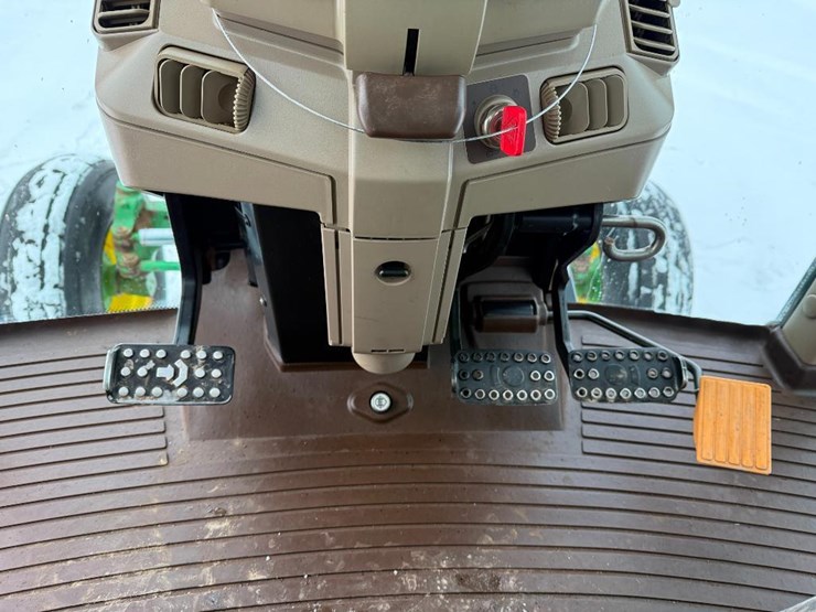 john-deere-6420-image-56