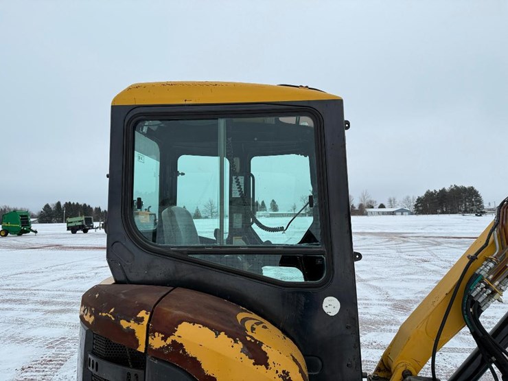 caterpillar-303cr-image-19