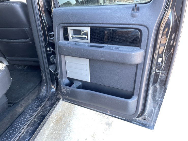 2010-ford-f150-image-38