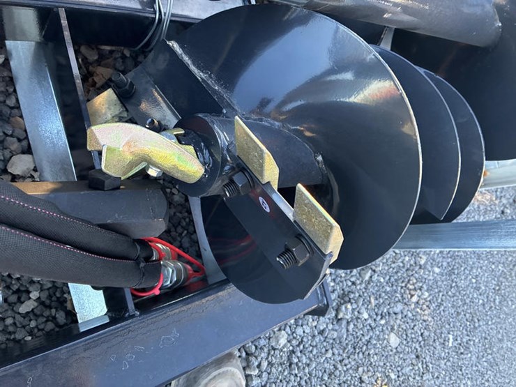 #115437-•-skidsteer-mt-auger-w/bits-12"-&-18"-image-4