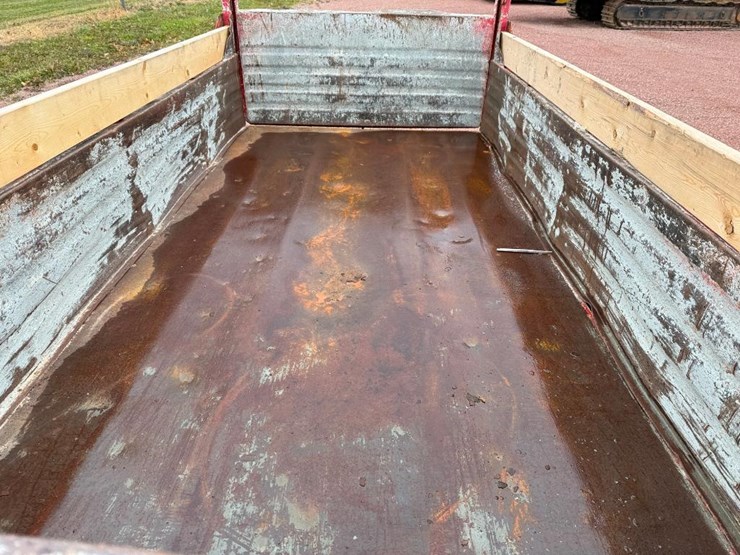 #12-•-lot-12-image-24