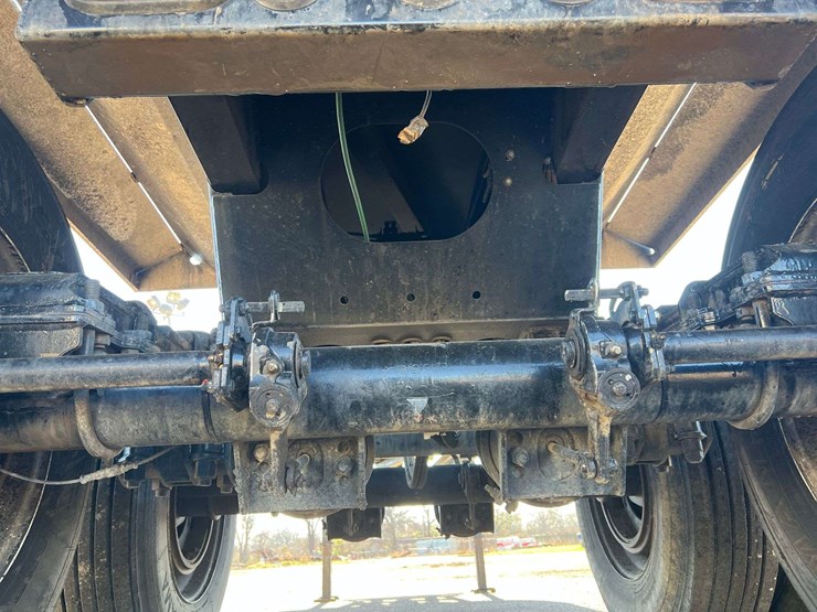 2022-clement-dump-trailer-image-13