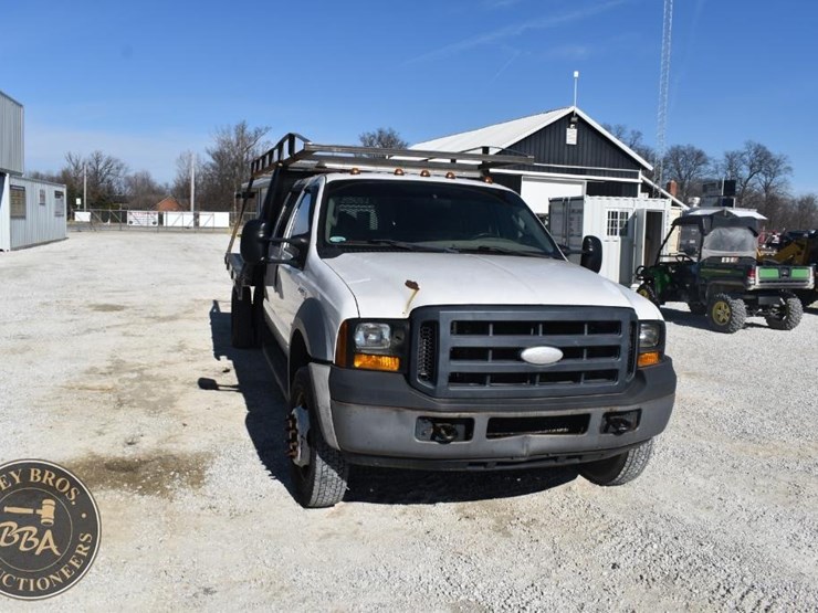 2006-ford-f450-image-12