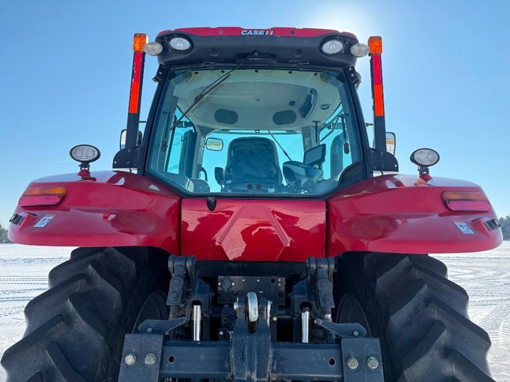 case-ih-magnum-250-image-24
