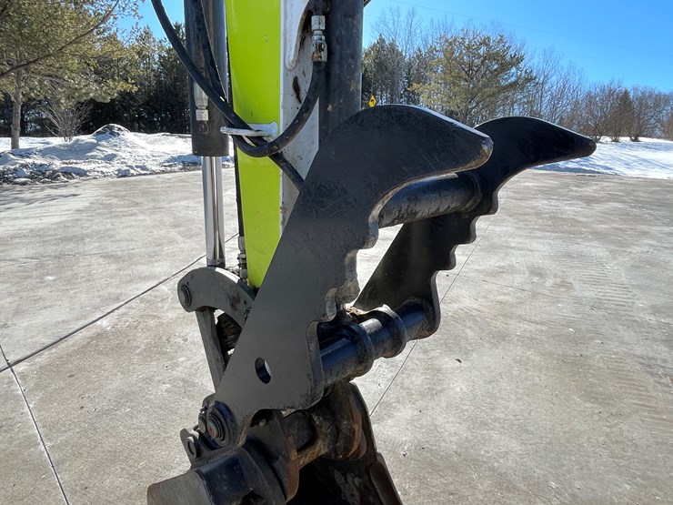 2021-bobcat-e32i-image-11