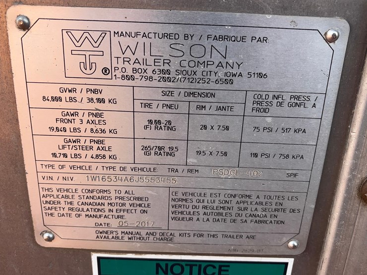 2018-wilson-livestock-trailer-image-35