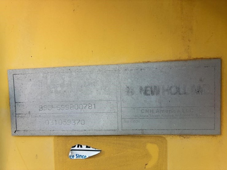 new-holland-b95-image-33