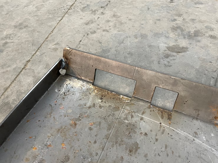 #2480-•-skid-steer-weldable-attachment-plate-image-12
