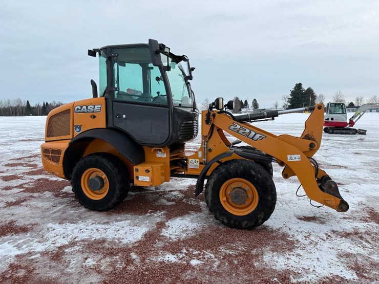 2016-case-221f-image-3