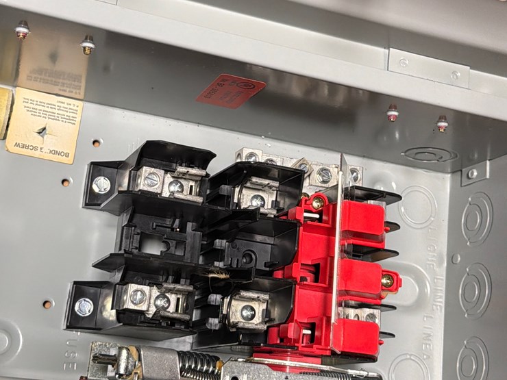 #100-•-siemens-safety-switch-image-4