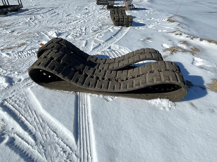 #4950-•-pair-of-skid-steer-tracks-image-4