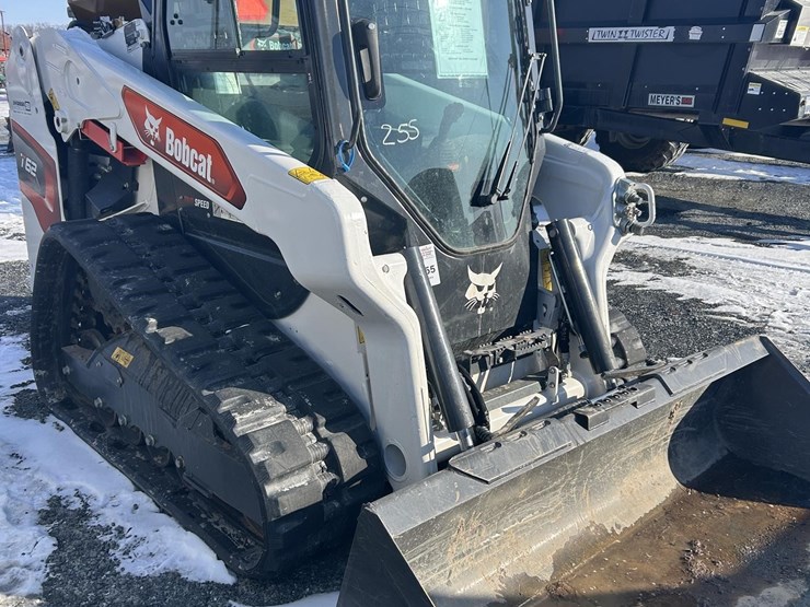 2023-bobcat-t62-image-36