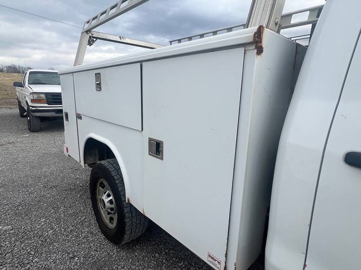 2016-chevrolet-2500-image-20