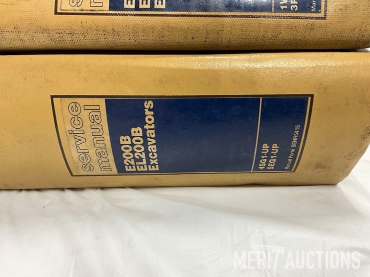 caterpillar-e200b-image-6