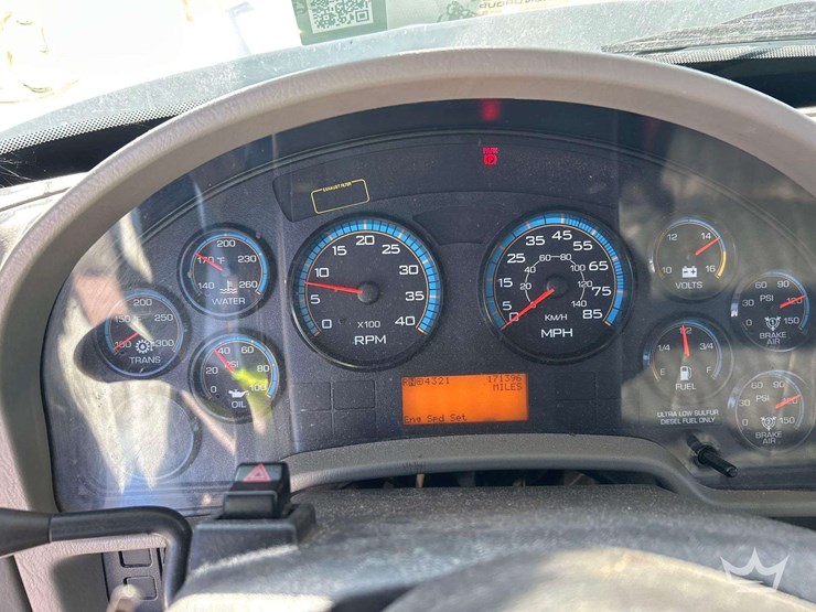 2013-international-workstar-7400-image-13