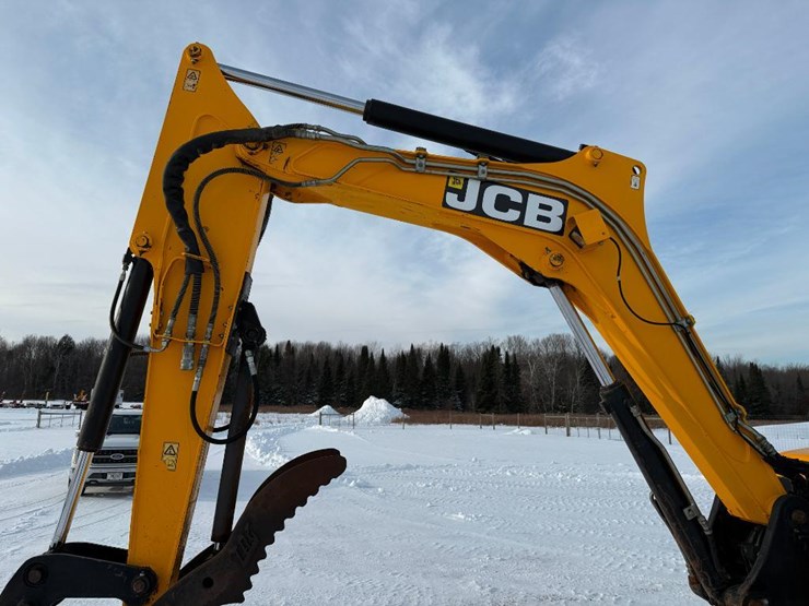 jcb-85z-1-image-34