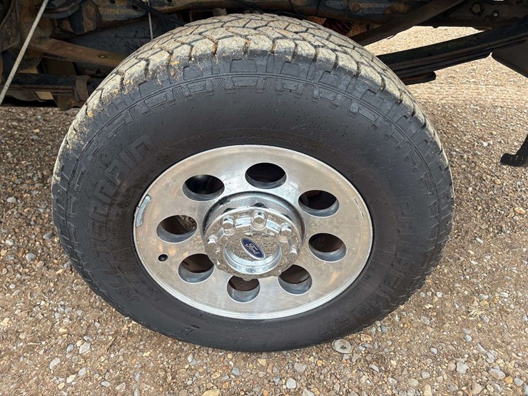 2005-ford-f350-image-8