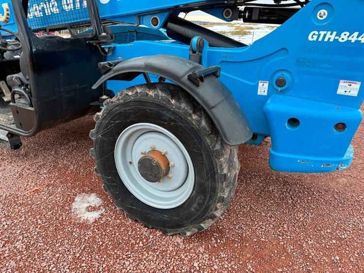 2016-genie-gth844-image-7