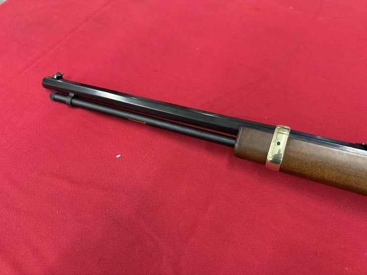 henry-model-h004l-.22-s,l,lr-rifle-image-6