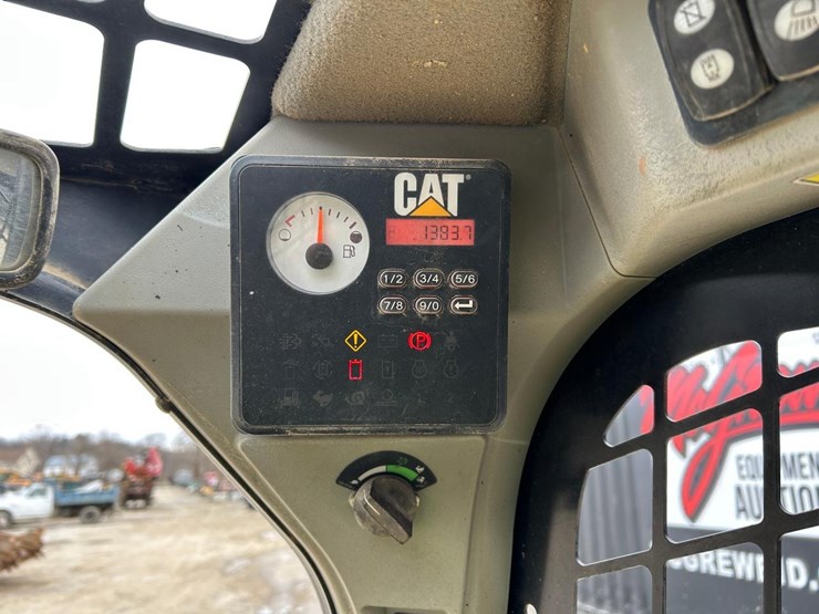 caterpillar-259d-image-21