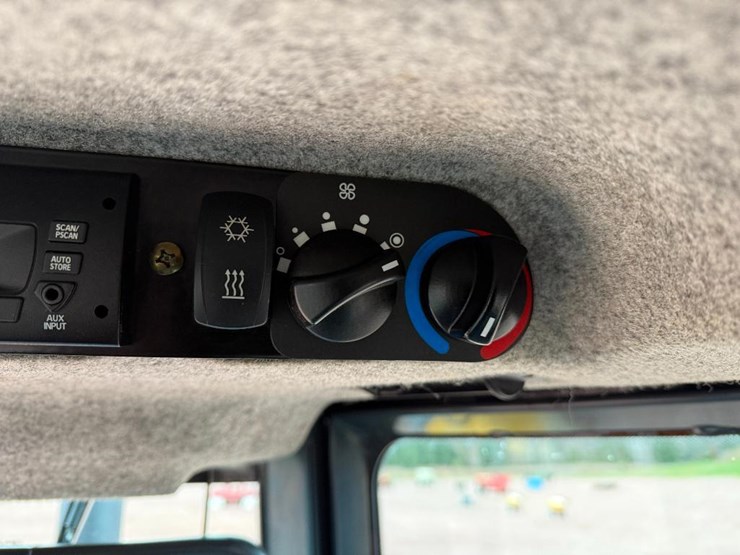 deere-450j-lt-image-60