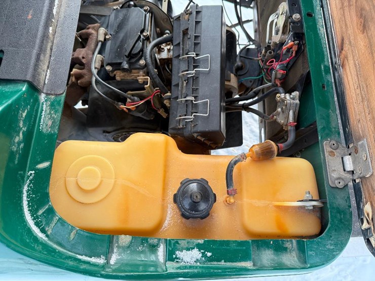 #109-•-lot-109-image-24