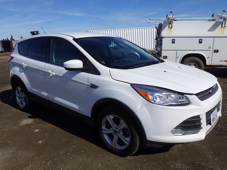 2013-ford-escape-image-2