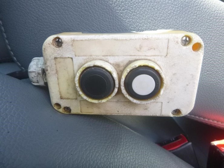 2011-ford-f550-image-6